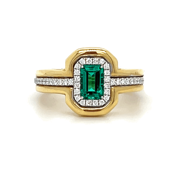 18k gold emerald and diamond ring