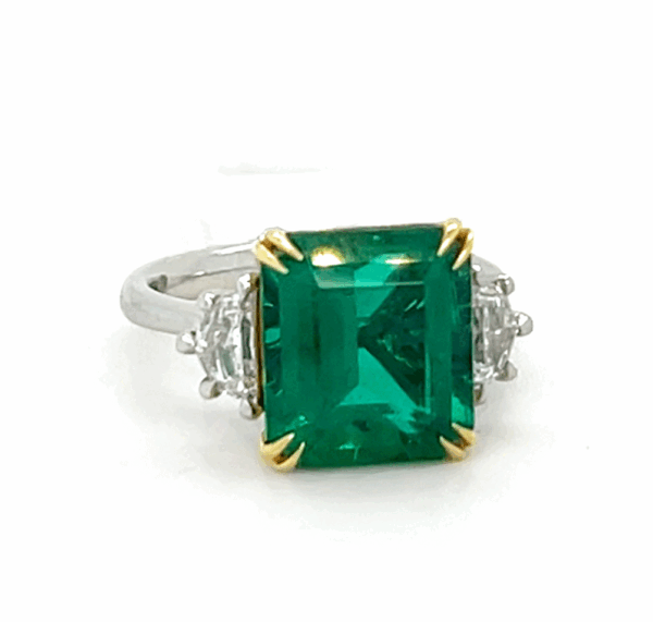 Brazilian Emerald & Diamond Ring in 18K Gold & PLAT