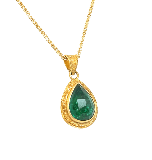 18k Gold Pear Emerald Pendant