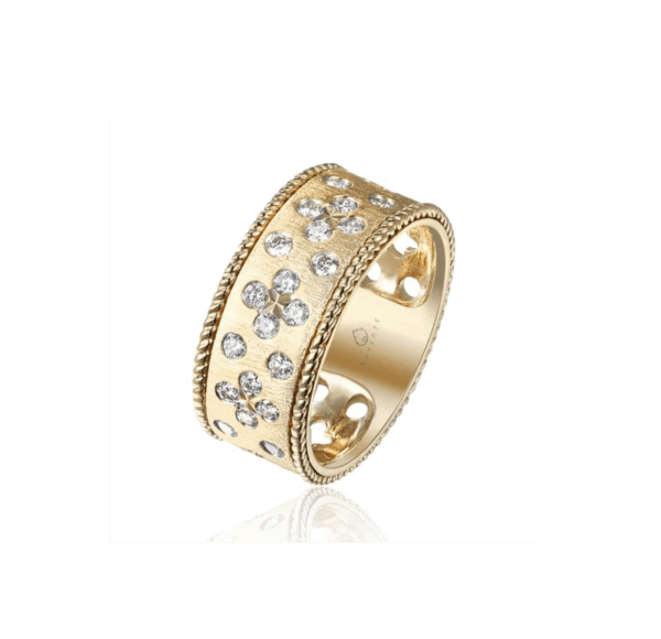 Yellow gold wide diamond clover band