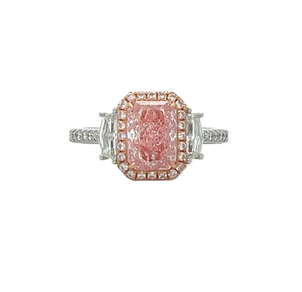 18K White Gold 2.01 CTW Radiant Cut Diamond Ring – GIA Certified