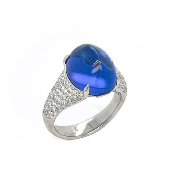 18K White Gold Sugarloaf Tanzanite Pave Diamond Ring