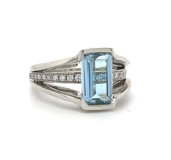 18K Gold Suspension Aquamarine & Diamond Accents Ring By Brad Weber