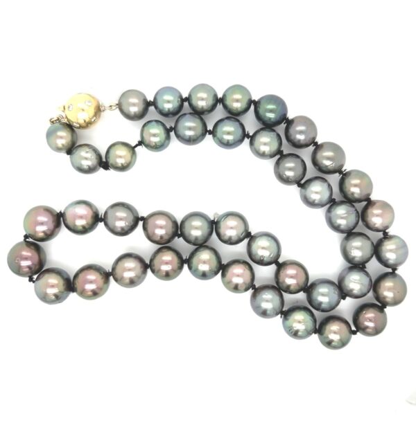 Tahitian Pearl Necklace with Diamond Clasp